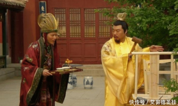 天天|历史明朝往事：这个皇帝很特别，不爱江山和美人，天天喜欢做木匠