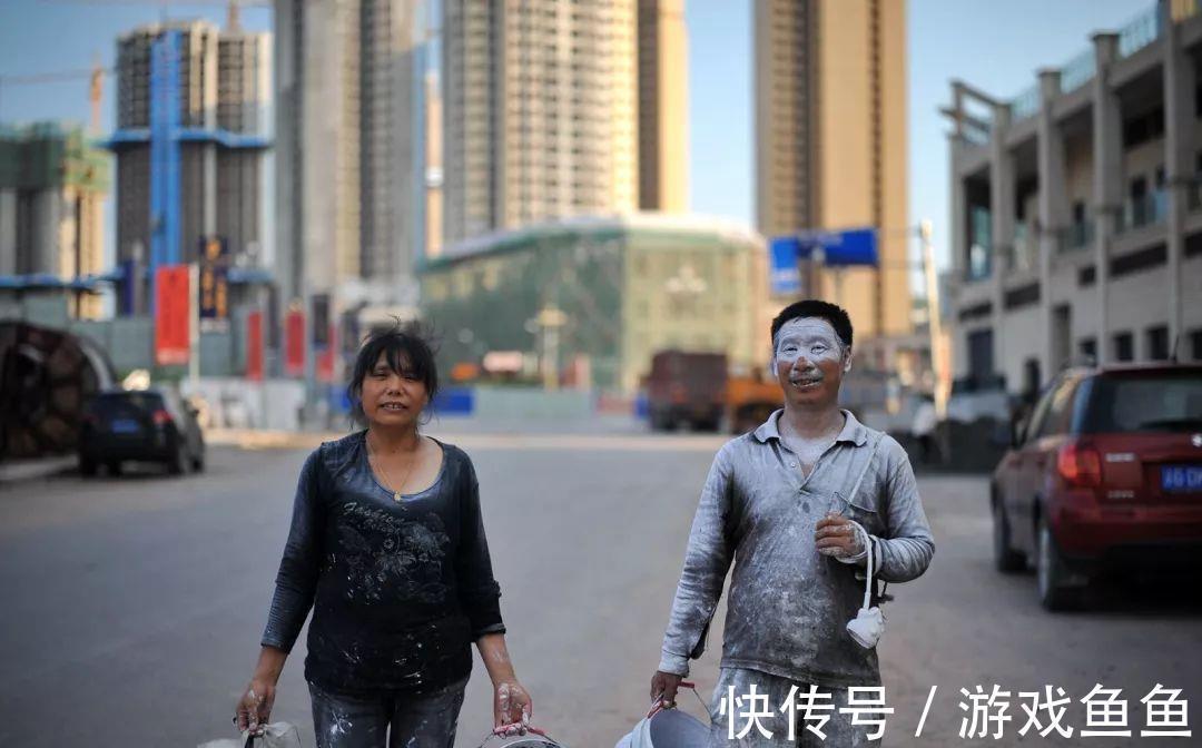 辛苦|继“啃老式不孝”后,这种新方式走红,性质更恶劣,父母也更辛苦