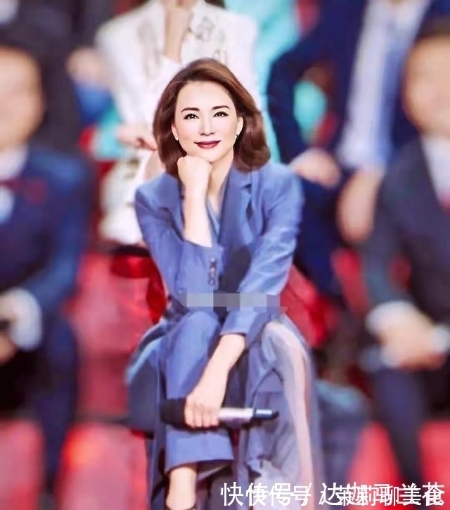 梁田|全国107位主持人聚首董卿翘二郎腿坐C位朱迅靠边坐，梁田牛