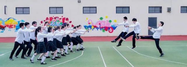 创意|恰同学少年！沪16区幼儿园、中小学创意毕业照来了