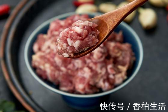 北方人|蒸包子，切忌直接上锅蒸，牢记3窍门，皮白馅香，蓬松暄软不塌陷
