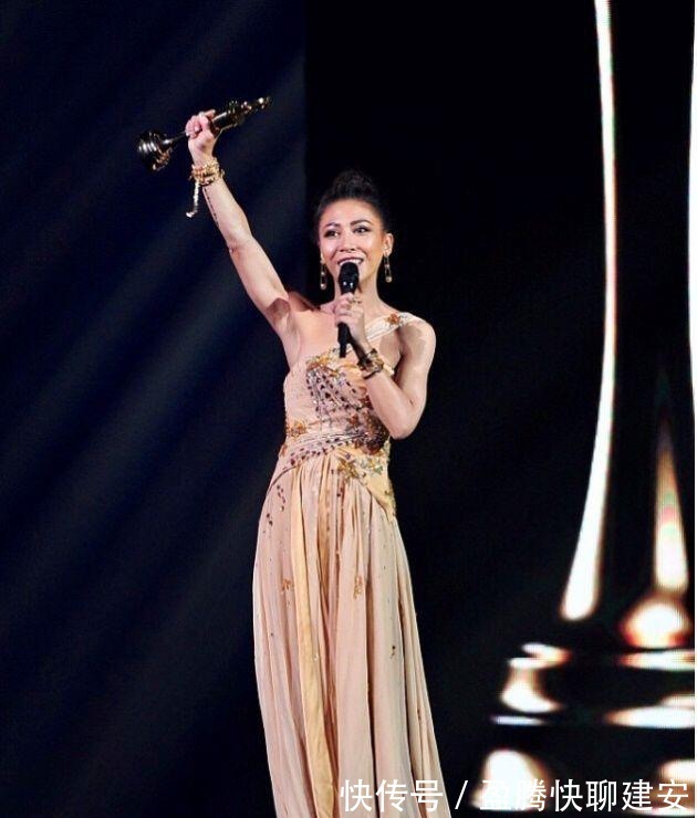 梁博|那英成好声音八朝元老，用数据说话，她真的算一位识货的导师了