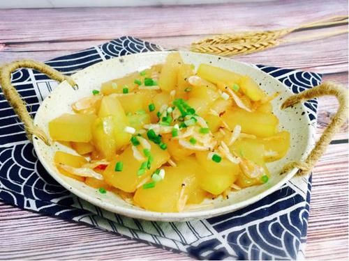 冬瓜|这菜我家春天吃到冬天，秋天更别错过，简单一炒，鲜掉眉毛