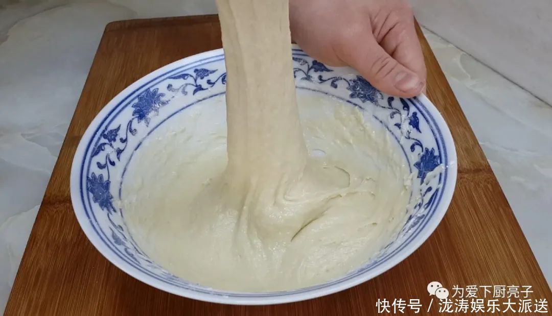 不用|面粉别蒸馒头了,不用烙不用烤,比麻花香甜好吃,学会自己当老板