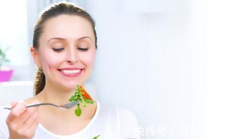 高脂血症|“长寿”的女人,晚上最爱做6件事,若你6个都有,恭喜你,很健康
