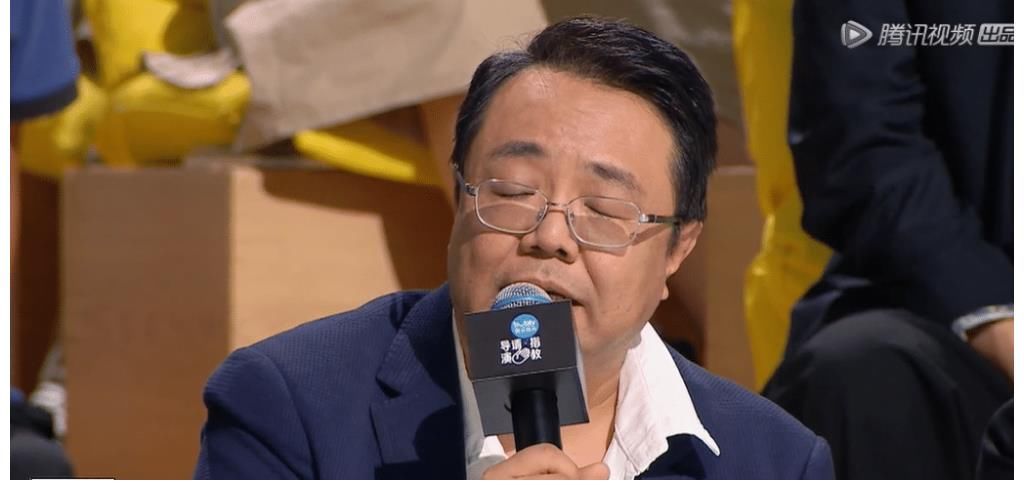 《導演請就位》最新一期，蔡康永是故意輸?shù)模蛴?個