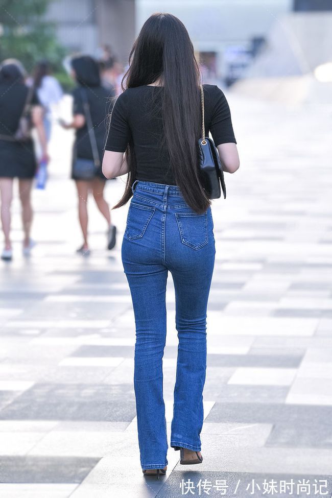 高挑|优选微喇叭裤,穿着显瘦又显腿长,搭配休闲又简约大方