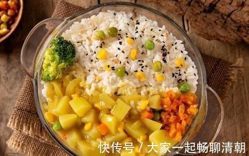 大米|煮米饭，直接加水下锅是不对的，少了2步，难怪米饭不香不松软