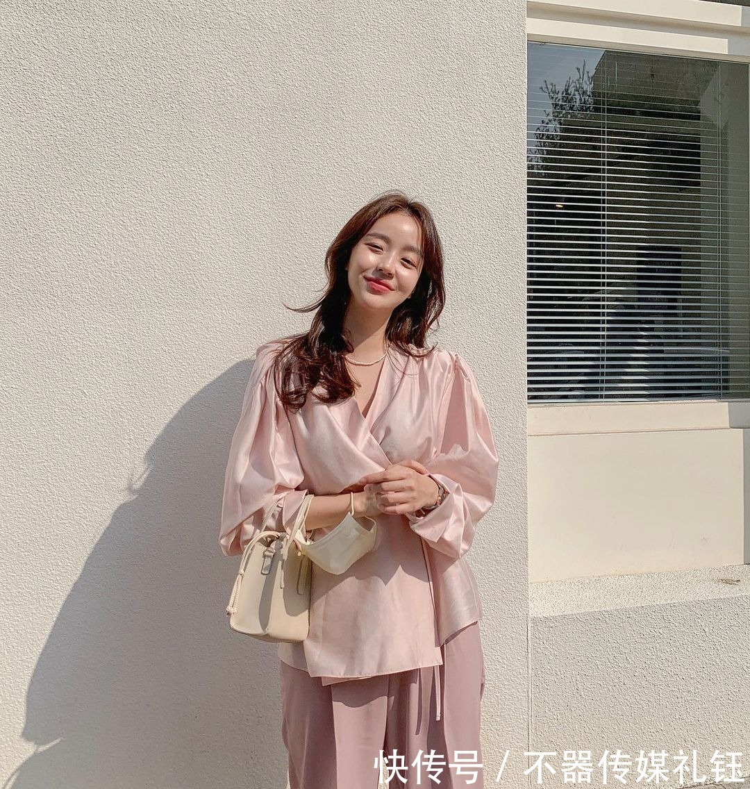 西装裤|缎面衬衫穿在身上太显高级了，随便搭配就超有气质，女神范儿十足
