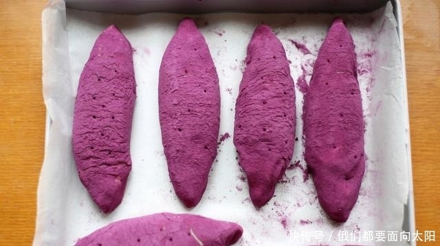 一款适合烘焙新手学做的点心,既能当零食又能当早餐,味道真不赖