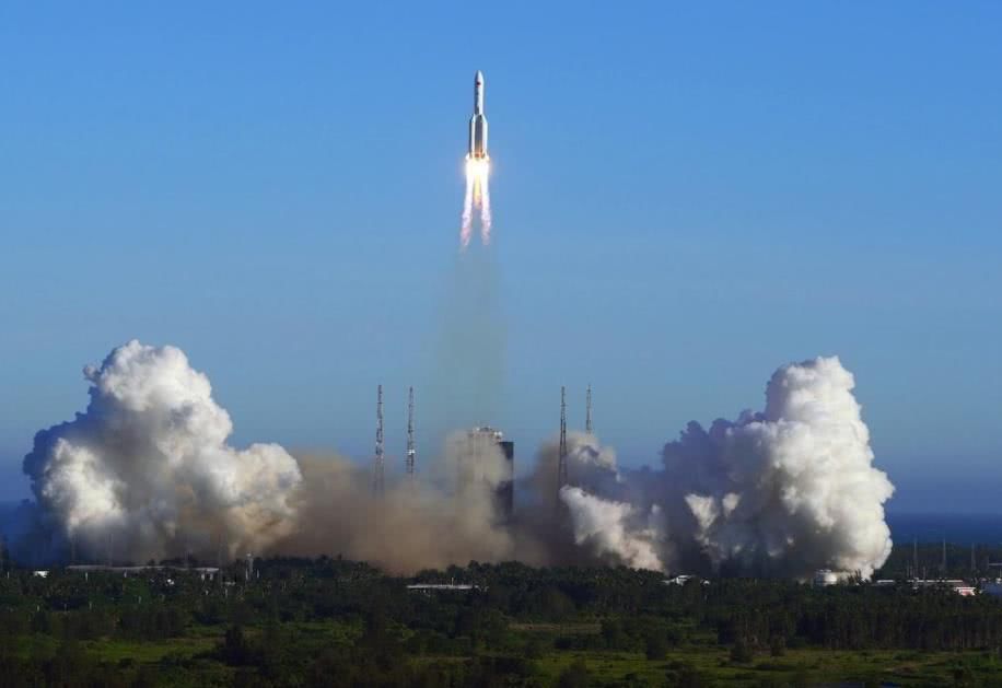 相机 嫦娥四号传回数据,我国揭开了古老月球的成分特征,为全球首次