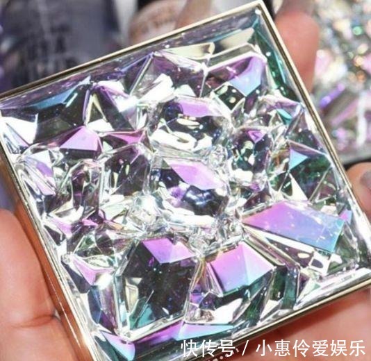 高光|你脸上的高光和眼影,也许是20000个印度孩子拿命换的。
