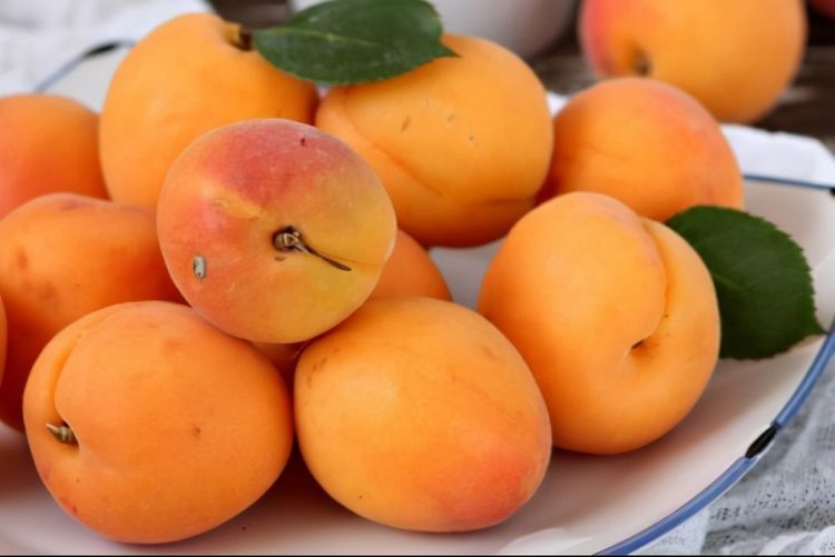 杏花|马上春节了，家里要有的3种“平安果”，寓意健康长寿福寿双全