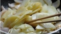 土豆片|孜然洋葱土豆片,超下饭