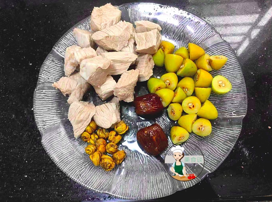 秋天,吃红枣桂圆不如吃此,煲汤甘甜润燥,容易上火的人多喝点