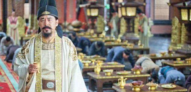 无人|在中国古代，哪个皇帝的武功最高秦始皇只排第二，第一无人不服