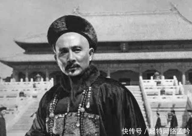 物品|在清朝的照片中，我们在很多场景里都会发现这件物品，无论男女