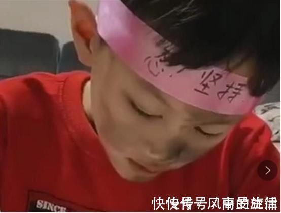 神操作|“硬核妈妈”火了,“神操作”搞定不写作业的娃,网友:简单粗暴
