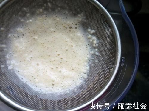 想吃蛋挞不用花钱买,自己在家也能轻松搞定,外酥里嫩很好吃