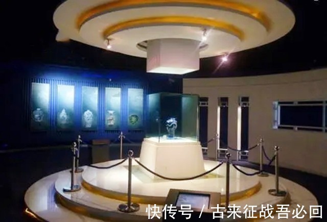 扬州#1976年,扬州老人以18元卖掉祖传“瓶子”,后被法国开出40亿天价