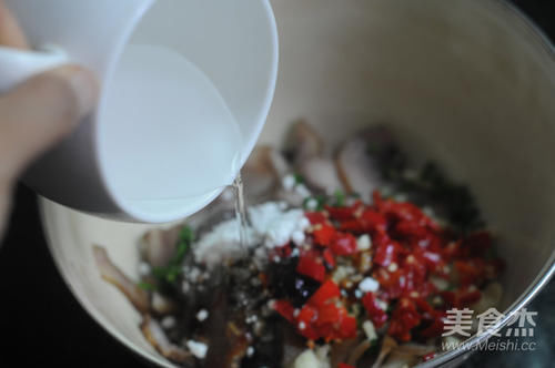 中国最“尴尬”的下酒菜,曾是老一辈的最爱,现在却“地位低下”