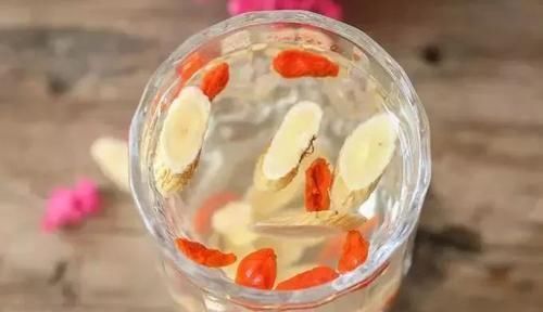 体内|李时珍称黄芪配“它”泡水,唤醒体内“免疫部队”