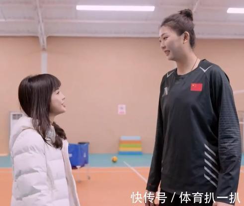 袁心玥|1米65王冰冰问袁心玥:你为啥长这么高,袁心玥:可能我吃得很多
