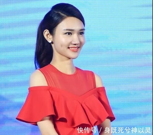 连冠 《诗词大会》收视十连冠,龙洋不负众望,却被指知识还有欠缺