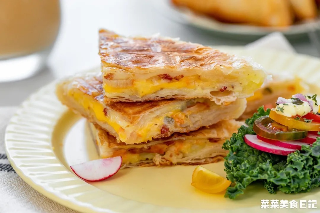 培根|懒人最爱!1块钱的手抓饼,换个做法秒变M记早餐!