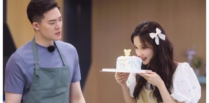 孟子义闺蜜“拷问”王厚杰，他回答后被质疑立完美人设，生气离开