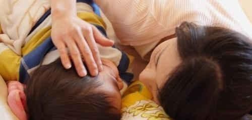 宝宝|小孩睡觉不改掉2个坏习惯,日后很难长成“大高个”,家长别大意