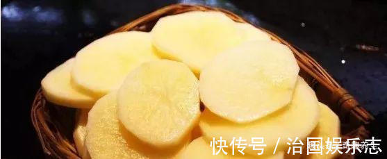 苹果|女性可每天早上空腹吃此物,皮肤更细腻,轻松甩掉肚腩,早知早好