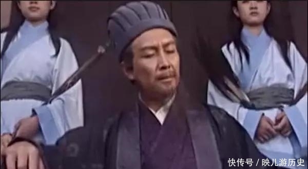 百姓|城楼上的两书童,其实是空城计最大疑点,难怪司马懿看见立马撤兵!