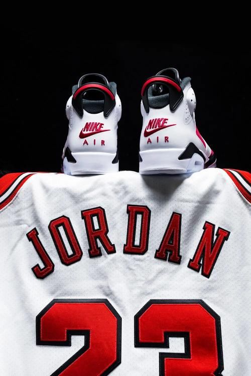 要被 Jordan 榨干了！今年第一双“出必入 AJ”开箱上脚！网友：爷青回！