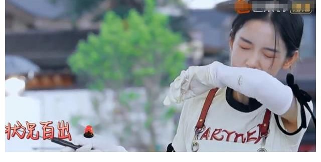 后厨|五个嘉宾都不会做菜,客人吃到生米线,难怪《中餐厅5》评分暴跌