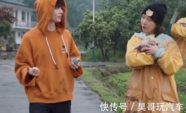 黃磊|黃磊不讓李雪琴種樹,讓張藝興種樹幫楊紫還債,好有正當(dāng)理由提親