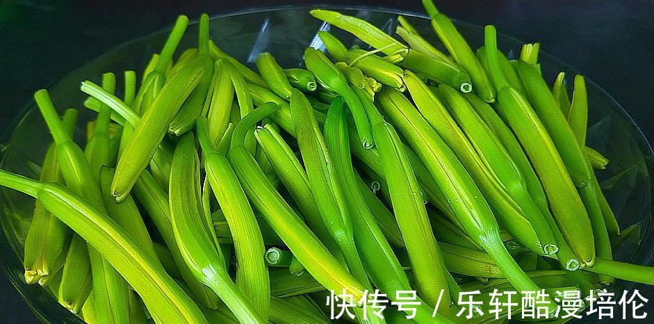 黑木耳|失眠最怕吃“这道菜”,每周吃2次,养心安神,失眠也好了!