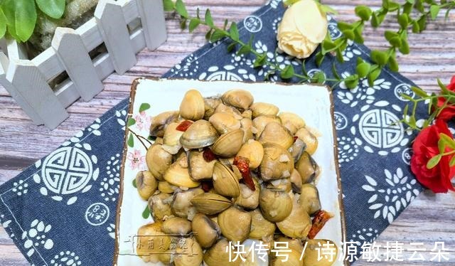 老一辈眼里的美食,小时候桌上有它就算开荤了,咸香入味超级下饭!