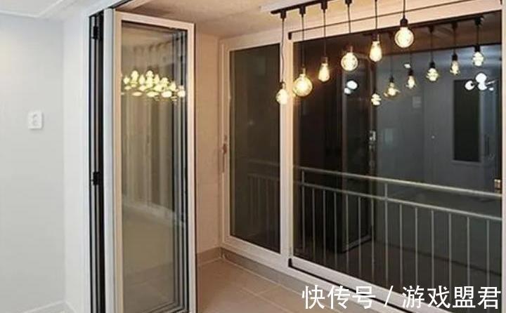 重装|头回见有人这样封阳台，好聪明，真想把家里的阳台拆了重装！
