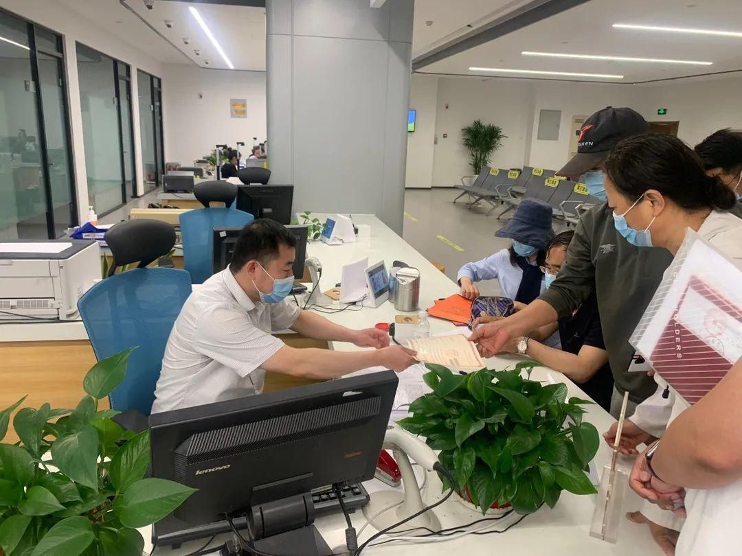 不动产|“房子不归我，但我却能住”，怎么破？崂山区的这份首张“证明”里有答案