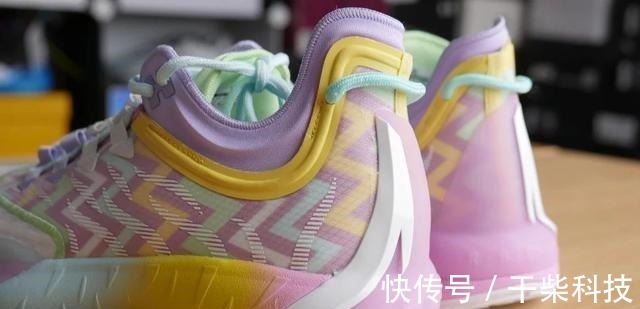 好鞋 这才是真正的国产之光!鞋面外底升级,连老外都忍不住狂吹的好鞋!