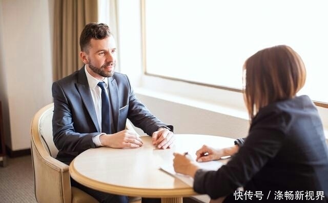 顾客 倾听时要注意的四个细节,做好三个同步,可以让顾客的话题不断