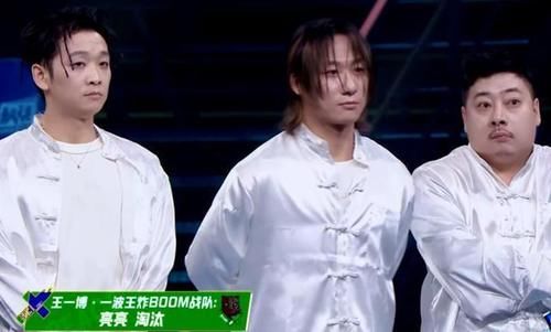 街舞4|《街舞4》：战队逆风翻盘，刘宪华却做出遗憾选择，处境不妙