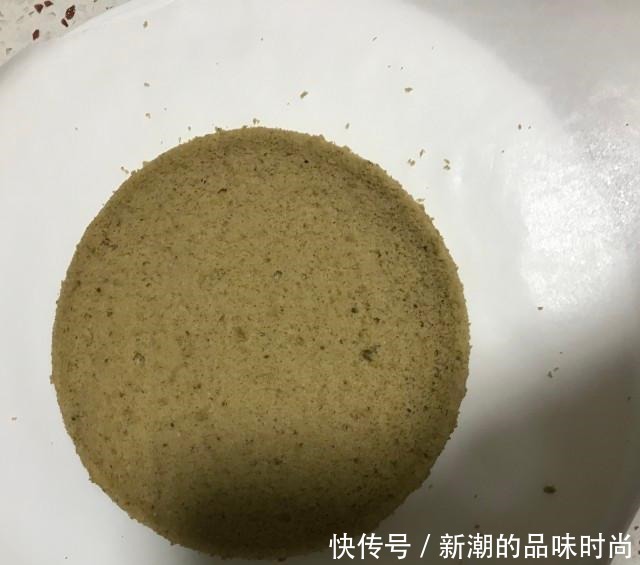 抹茶蜜豆千层蛋糕，吃一口便爱上