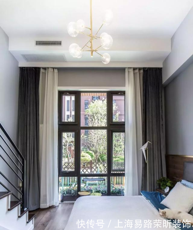 空间|冷感装修为什么这么火?有人说,这与当下盛行的颓废美有关