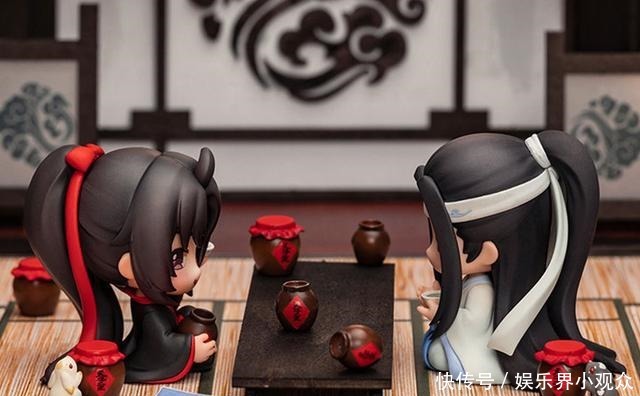《魔道祖师》忘羡手办来了,有三款精致配件,很适合放在书房!