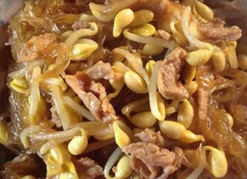 小蛮腰|夏季全家想长寿全靠吃，3种食物离不开，促进代谢，预防便秘