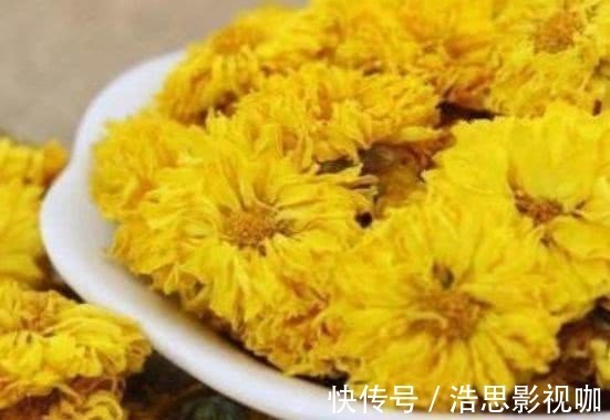 常喝|泡菊花加一宝,女人常喝,排毒燃脂,视力好了,肝也越来越健康!