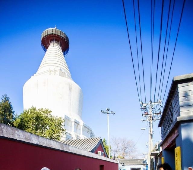  寺院|妙应寺俗称白塔寺是一座藏传佛教格鲁派寺院妙应寺始建于元朝