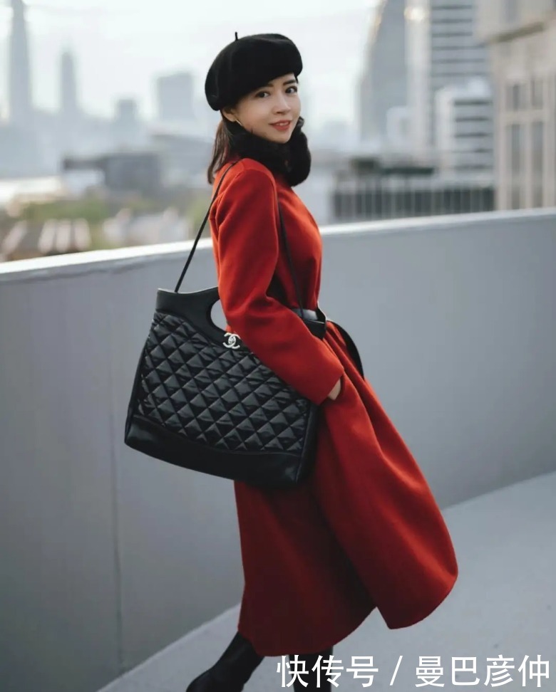 冬季穿大衣选对色彩很重要,这三类简洁耐看,谁穿都气质高级